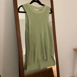 Gorgeous Madewell Knit Top in sage green